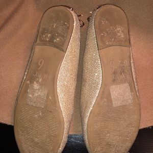 Mix No. 6 Shoes - Adorable gold flats! Mix No. 6 Shoes - Adorable gold flats!